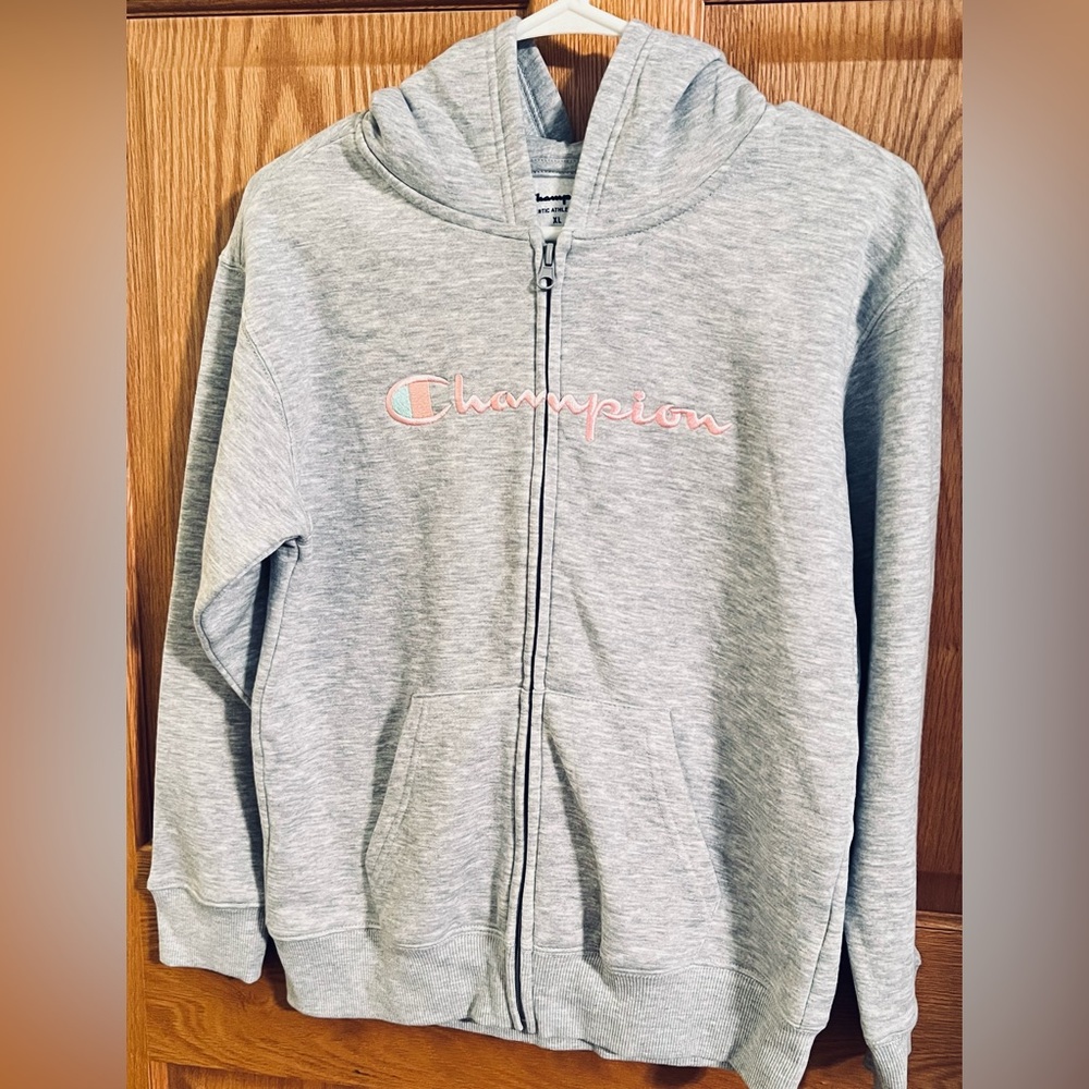Kids Champion Hoodie, Size XL, New with Tags